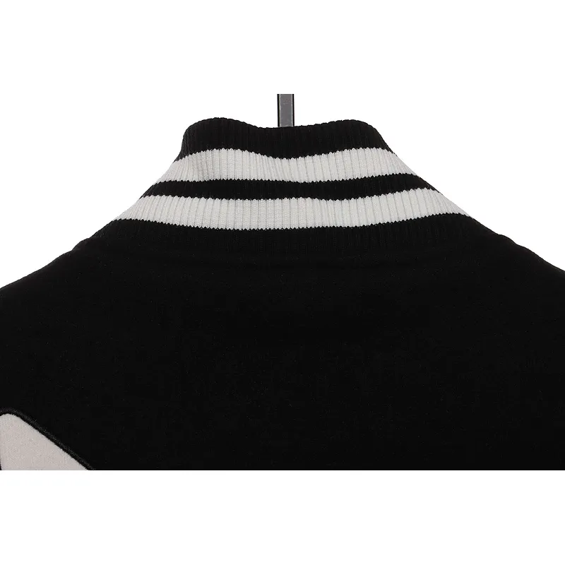 Burberry baseball jacket black