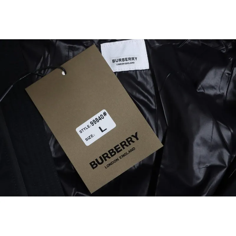 Burberry hooded down jacket Beige/Black