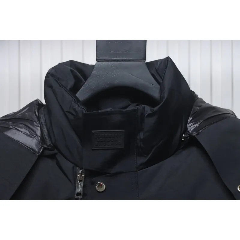 Burberry hooded down jacket Beige/Black