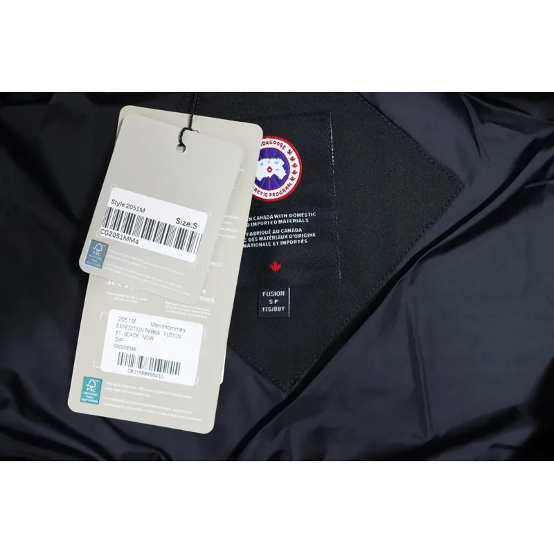 Canada Goose down jacket (high version)