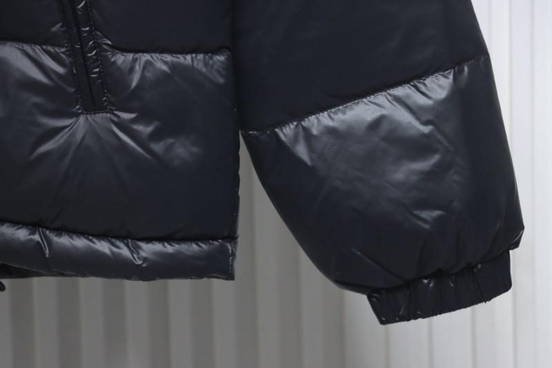 Gucci 22ss red and green ribbon down jacket