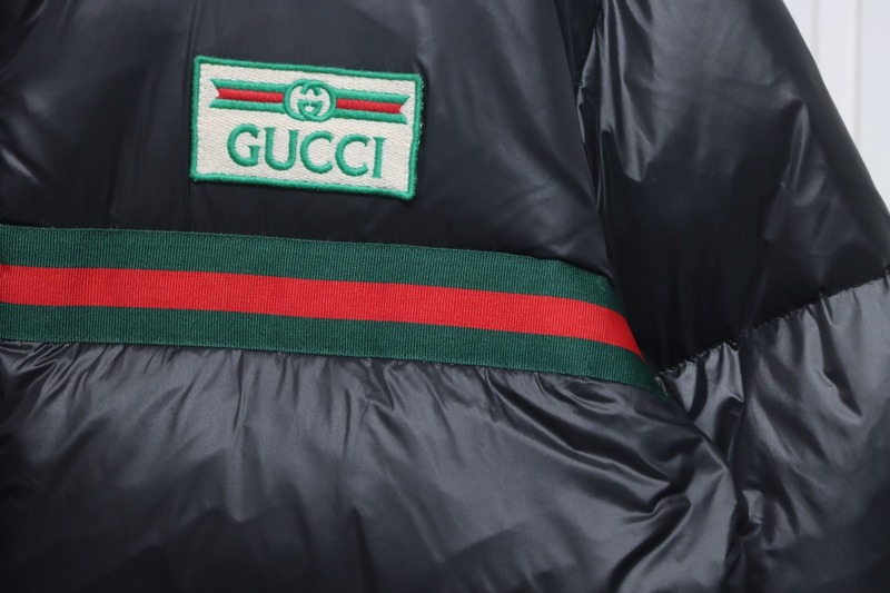 Gucci 22ss red and green ribbon down jacket