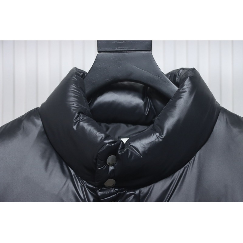 Gucci 22ss red and green ribbon down jacket