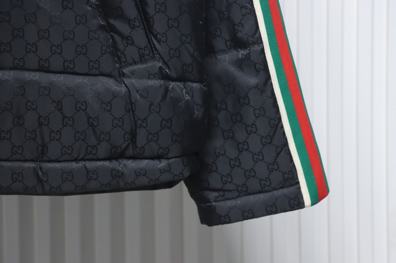 Gucci red and green ribbon down jacket