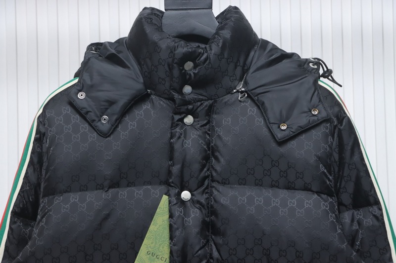 Gucci red and green ribbon down jacket