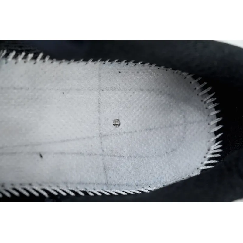HOKA Clifton 9 2E Wide 'Black White'