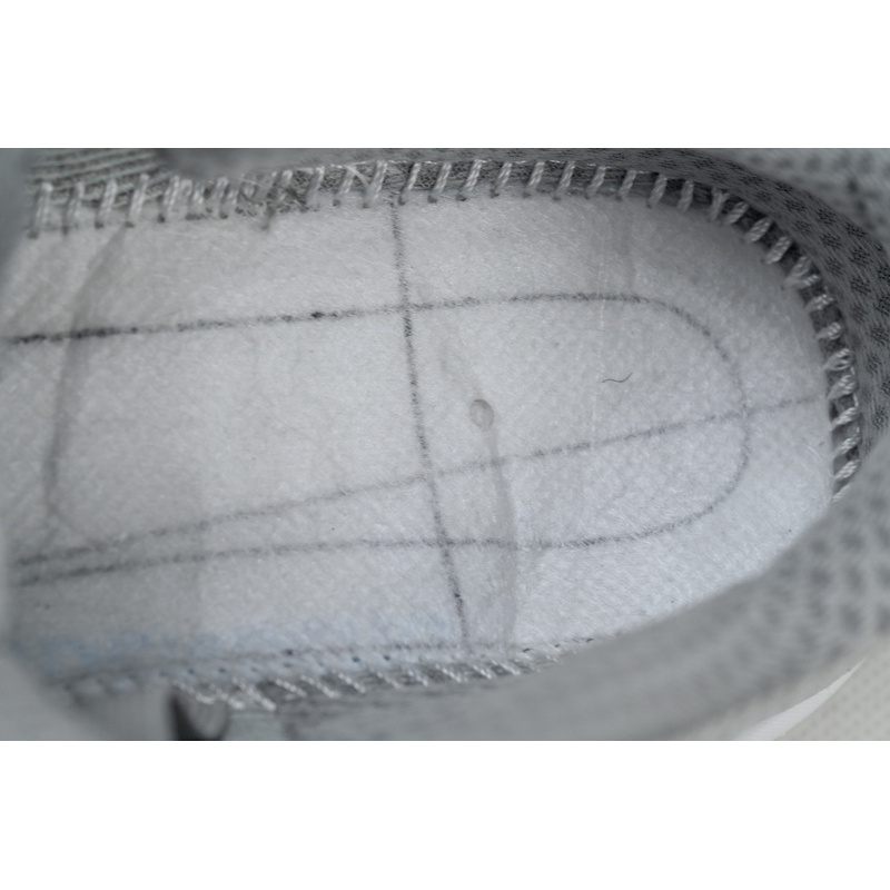 HOKA Clifton 9 2E Wide 'Harbor Mist'