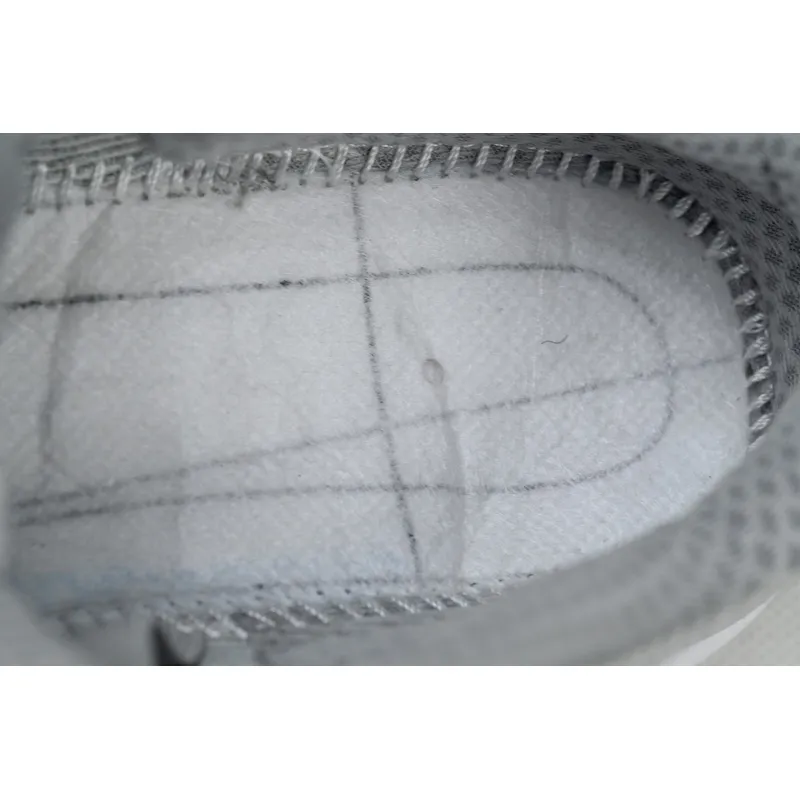 HOKA Clifton 9 2E Wide 'Harbor Mist'