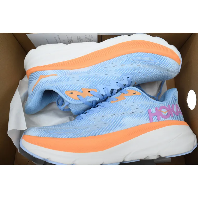 HOKA Clifton 9 'Airy Blue'