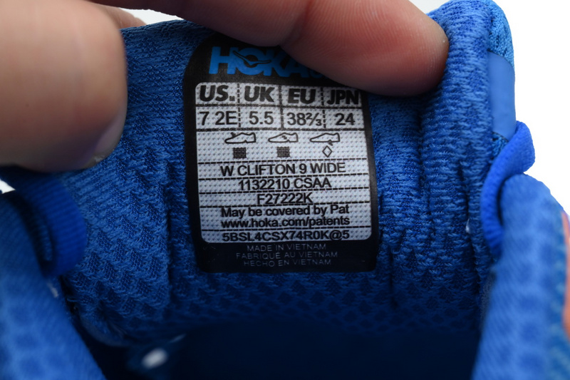 HOKA Clifton 9 'Coastal Sky'