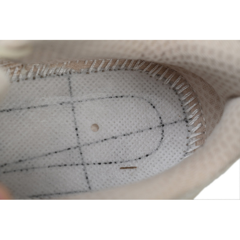 HOKA Clifton 9 'Shifting Sand'