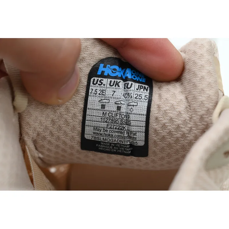 HOKA Clifton 9 'Shifting Sand'
