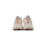 HOKA Clifton 9 'Shifting Sand'