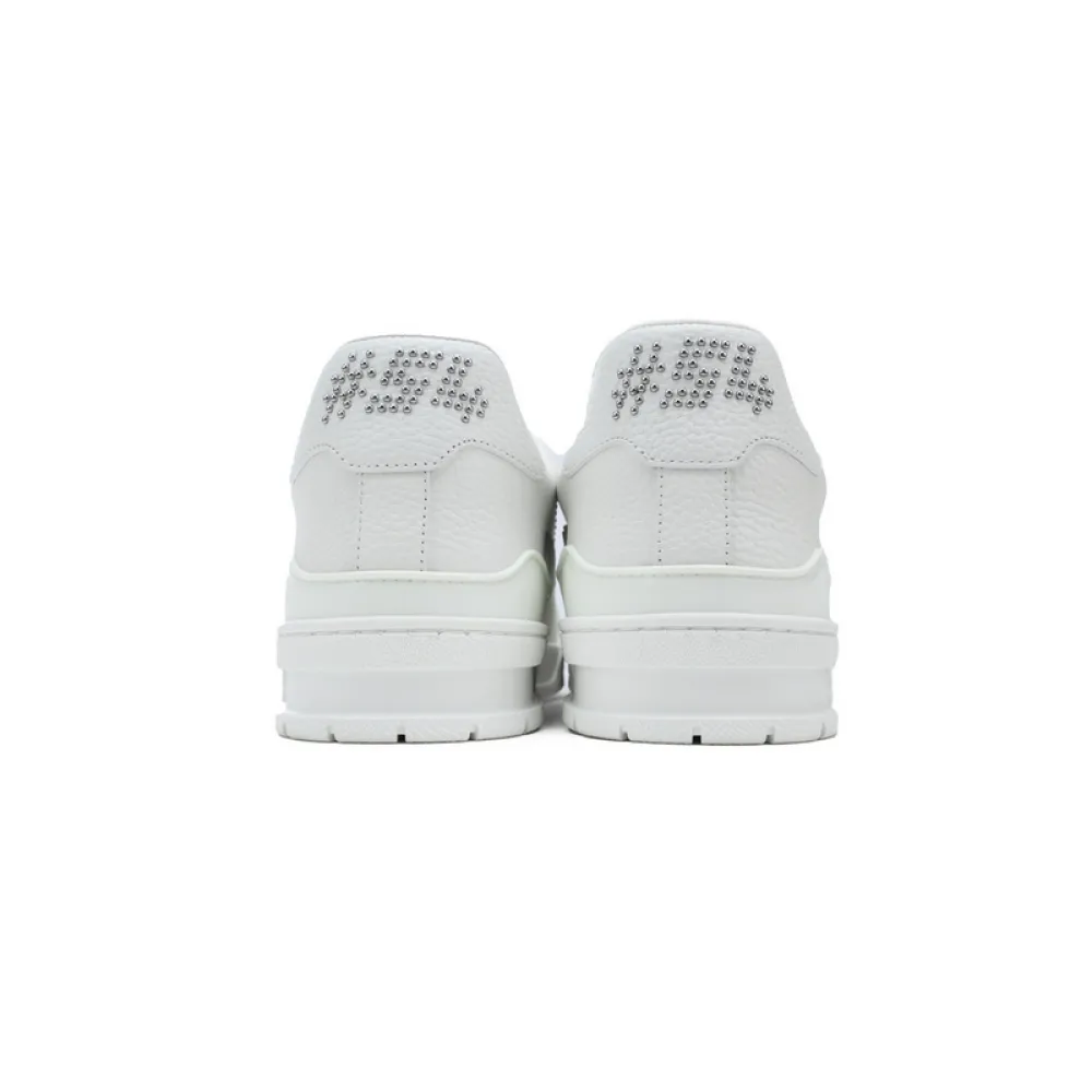 LOUIS VUITTON Trainer white 