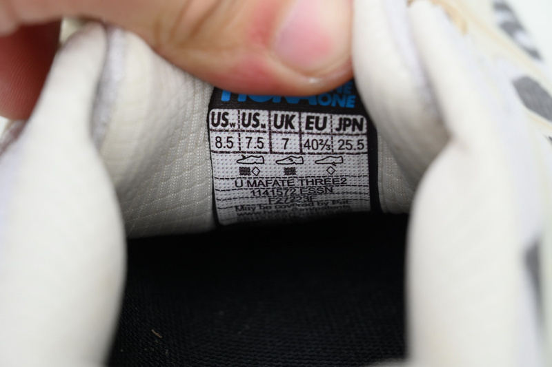 Mafate Three2 'Eggnog Shifting Sand'