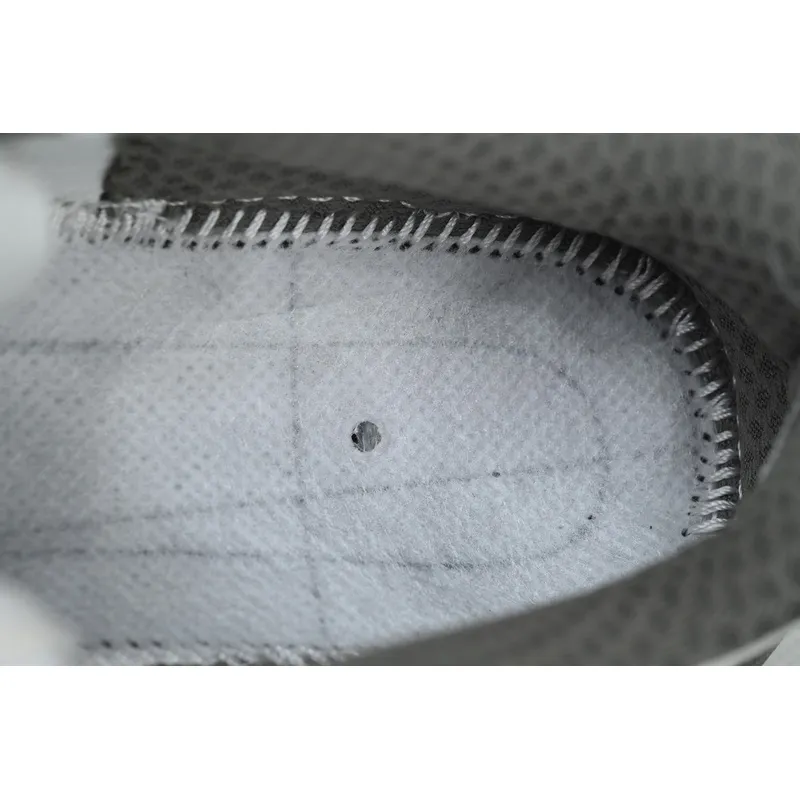 HOKA Clifton 9 GORE-TEX 'Stealth Tech Pack'