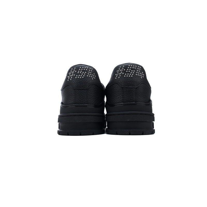 LOUIS VUITTON Trainer all Black