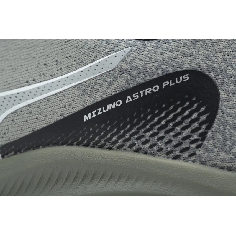 Mizuno Astro Plus 'Bu Jiao Green'