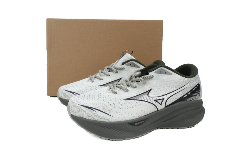 Mizuno Astro Plus 'Grey Green Black Army'