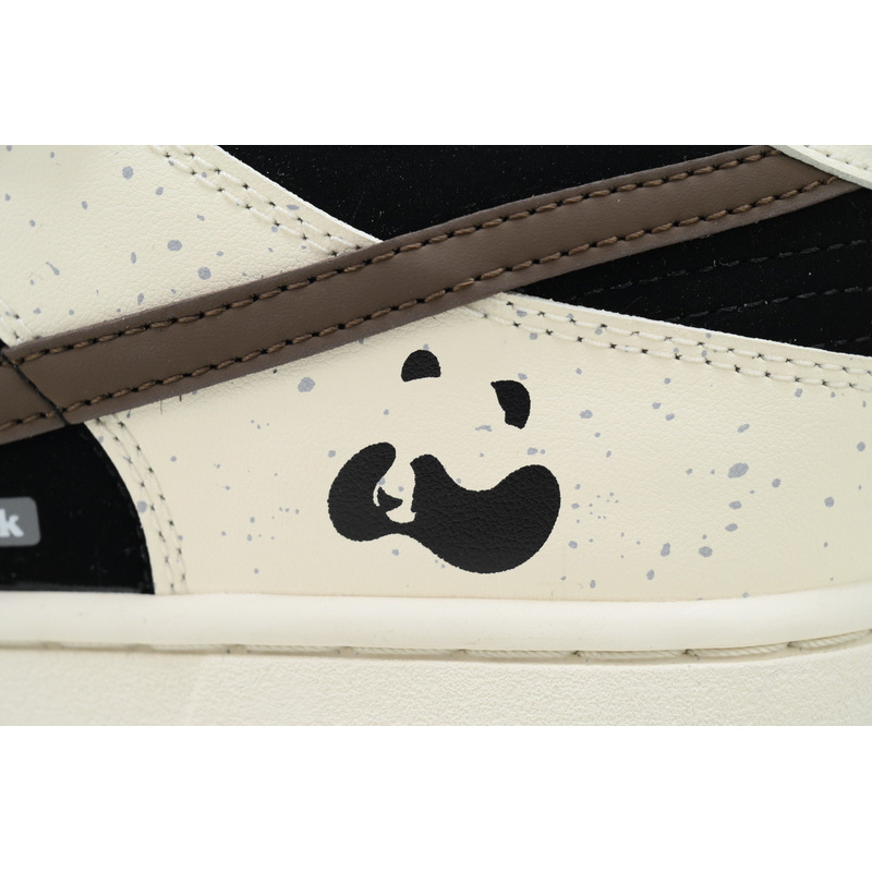 Nike Dunk Low 'Mocha Panda'