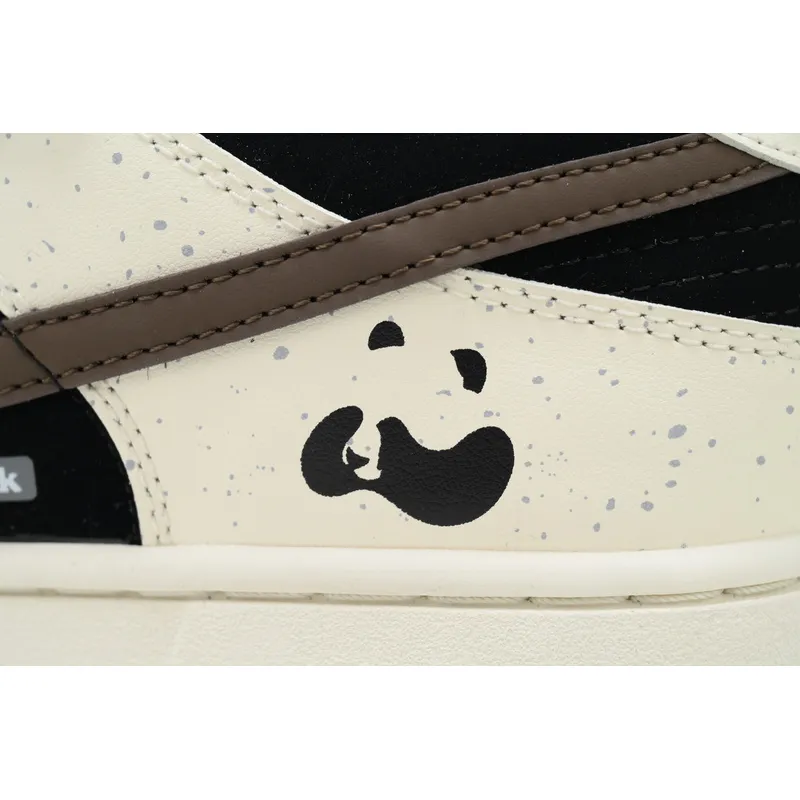 Nike Dunk Low 'Mocha Panda'