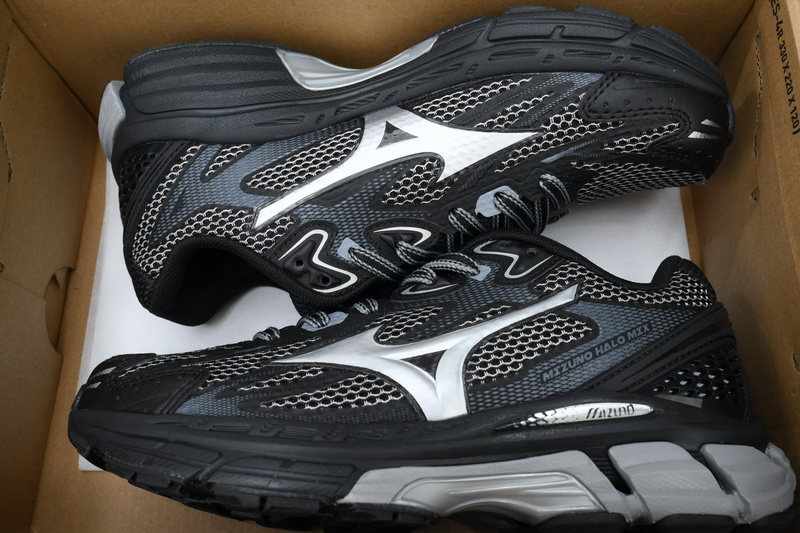 Mizuno Halo Mix 'Black Silver'