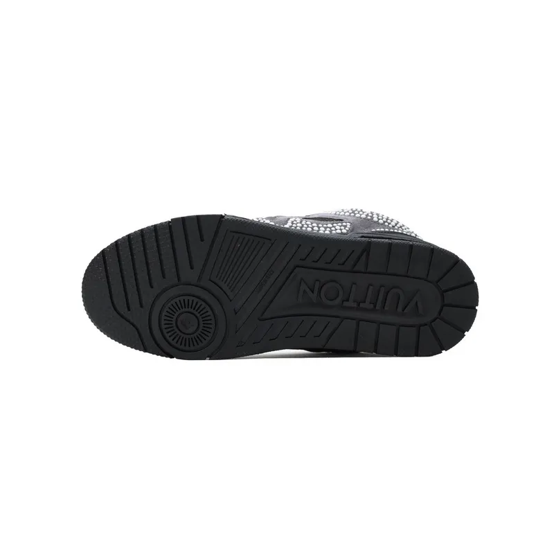 LOUIS VUITTON Trainer black, grey and white diamond