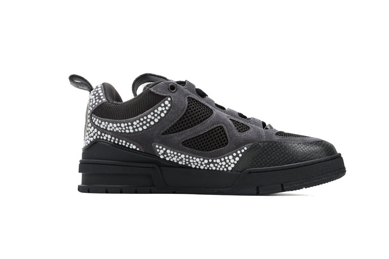 LOUIS VUITTON Trainer black, grey and white diamond