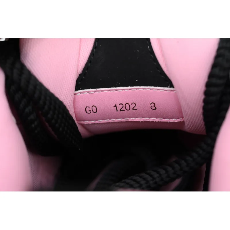 LOUIS VUITTON Trainer black pink