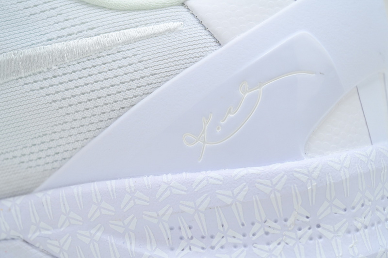 Nike Kobe 8 Protro 'Halo'