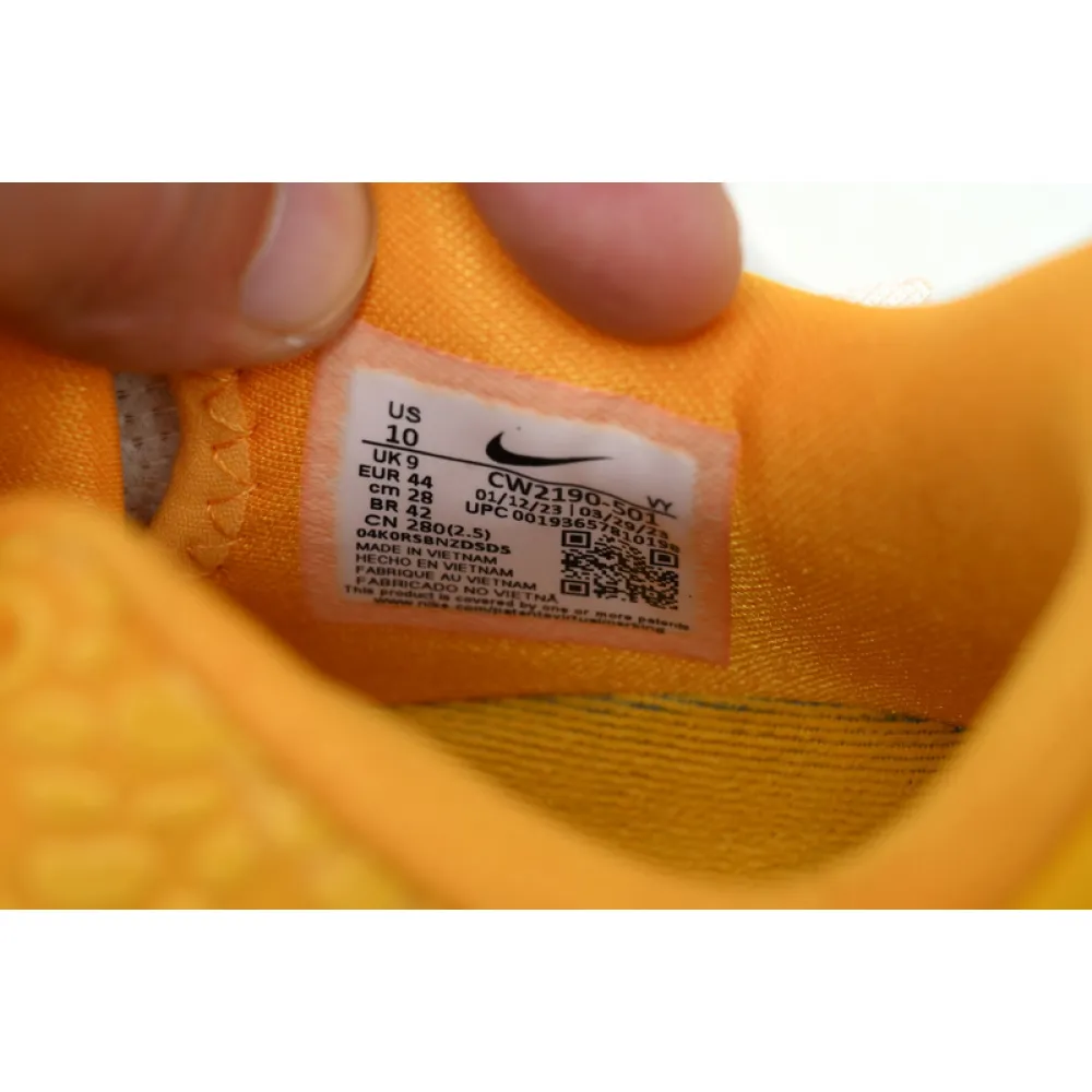 Zoom Kobe 6 Protro 'Mambacita'