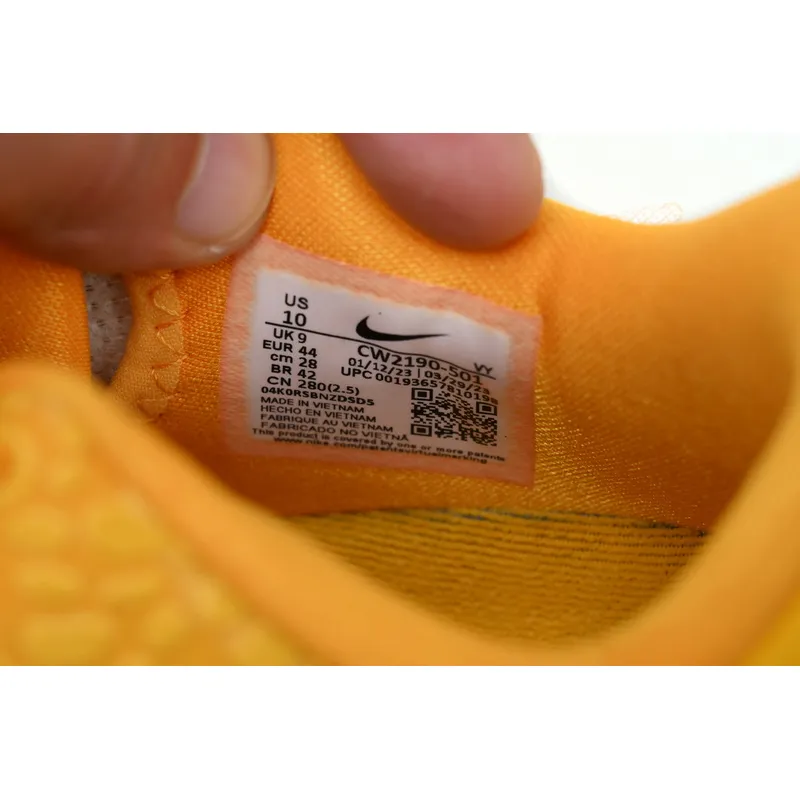 Zoom Kobe 6 Protro 'Mambacita'