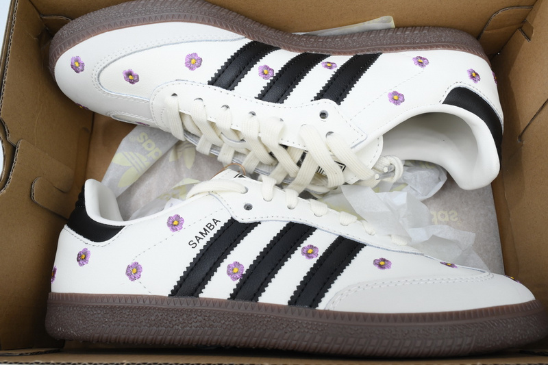 Samba OG 'White Floral Embroidery'