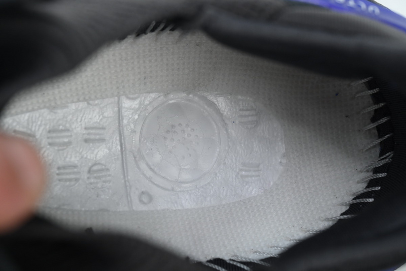 Adidas Ultra Boost 5 'Carbon Iron' 