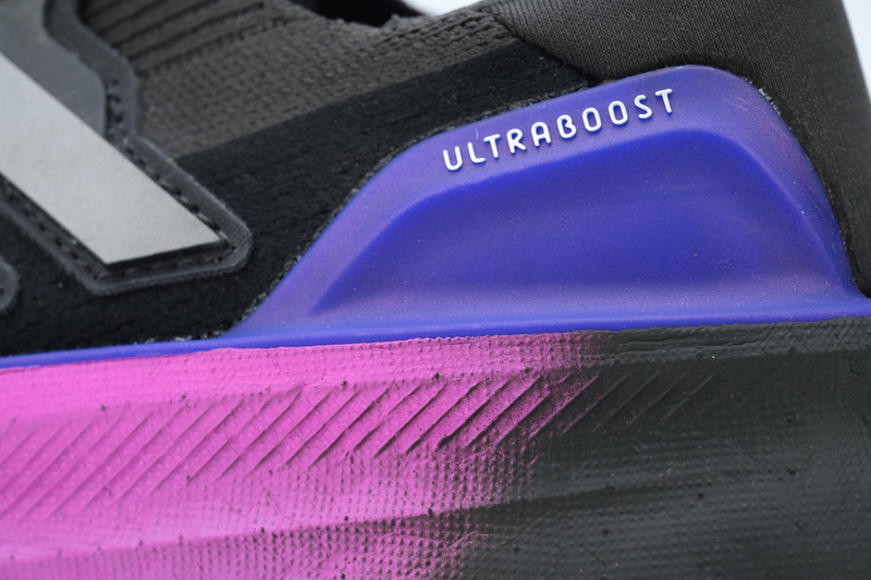 Adidas Ultra Boost 5 'Carbon Iron' 