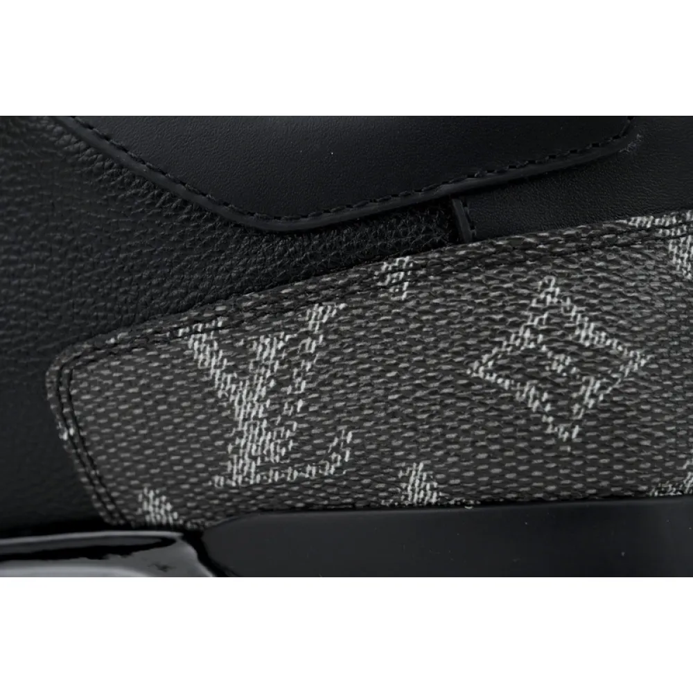 LV Run Away Black Grey