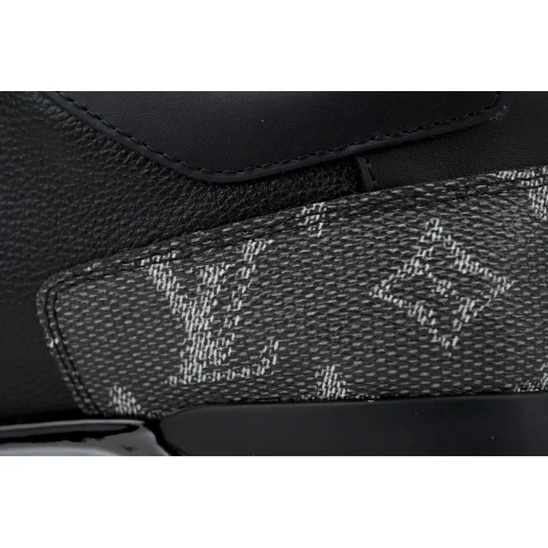 LV Run Away Black Grey