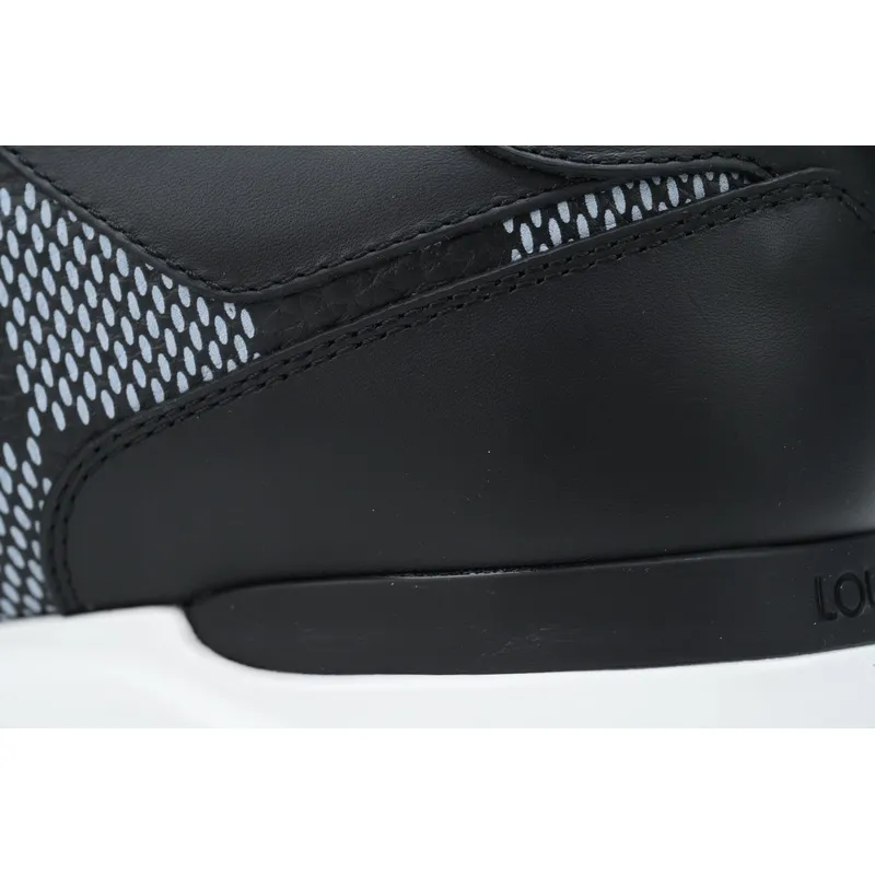 LV Run Away Black White