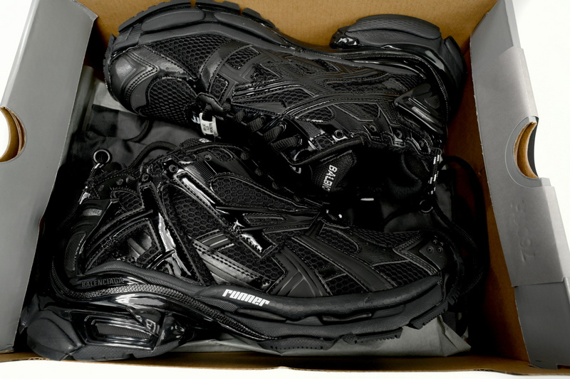 Balenciaga Runner Black