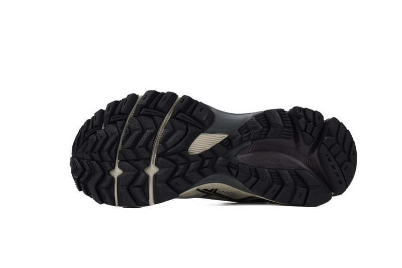 ASICS Gel-Kahana 8 'Black and White'