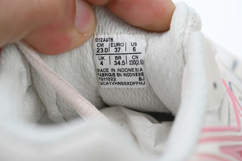 Asics Gel Kahana 8 'Cream Pink'