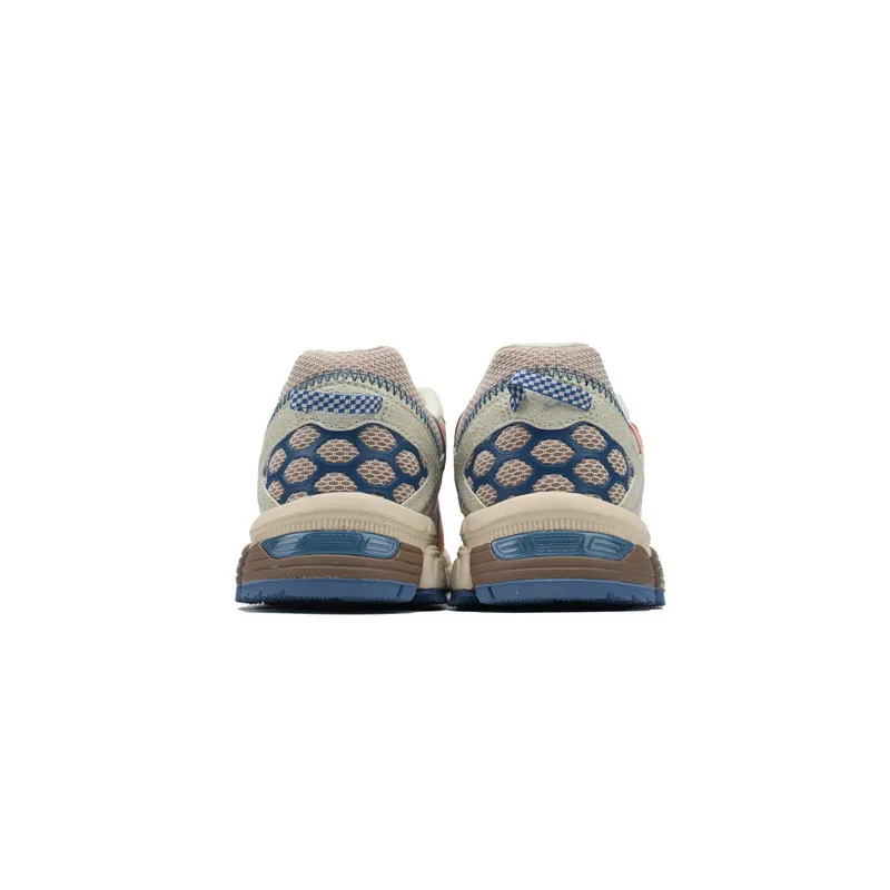 Asics Gel-Kahana 8 'Light Brown Red'