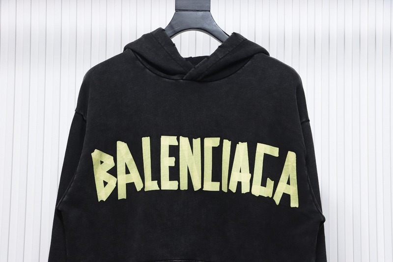 Balencigia Hoodie Free Shipping 02
