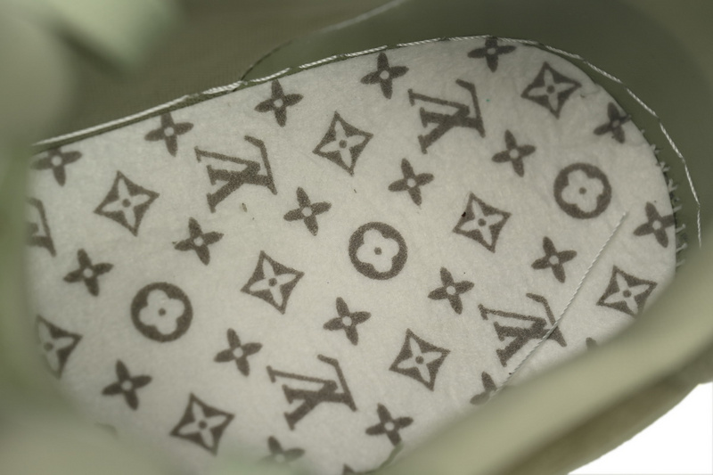 Louis Vuitton Trainer Green 