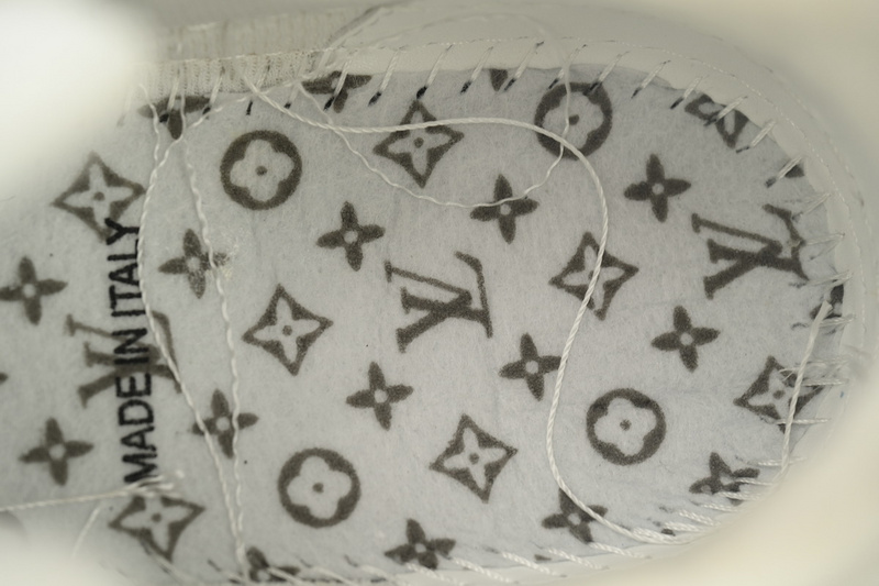 Louis Vuitton Trainer Grey