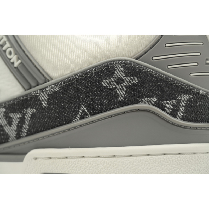 Louis Vuitton Trainer Grey