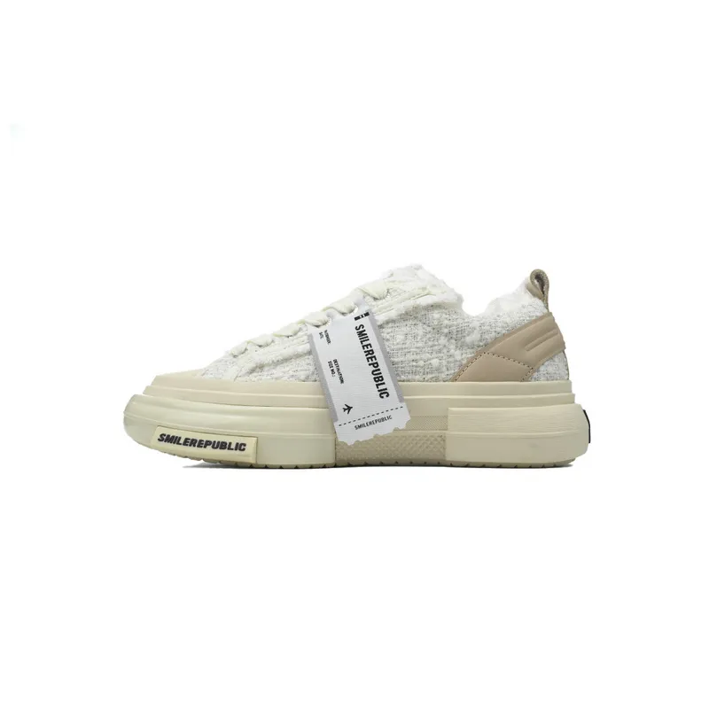 Smilerepublic Off-White
