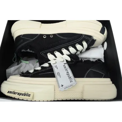 Smilerepublic Black 02