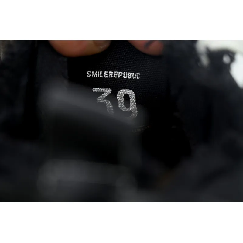 Smilerepublic Black