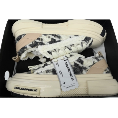 Smilerepublic Grey Houndstooth 02